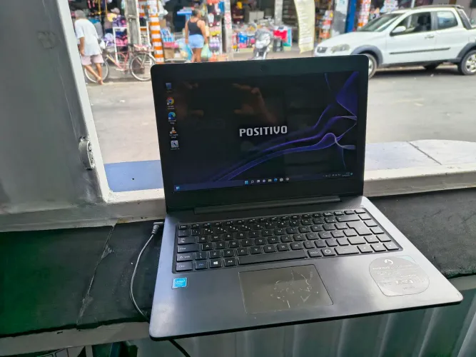 Notebook positivo