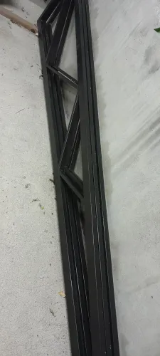 Treiliça estrutura metálica para garagens e outros