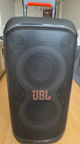 Caixa de Som JBL PartyBox Stage 320 Bluetooth Amplificada Portátil 240W USB