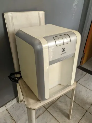 Filtro de água elétrico 