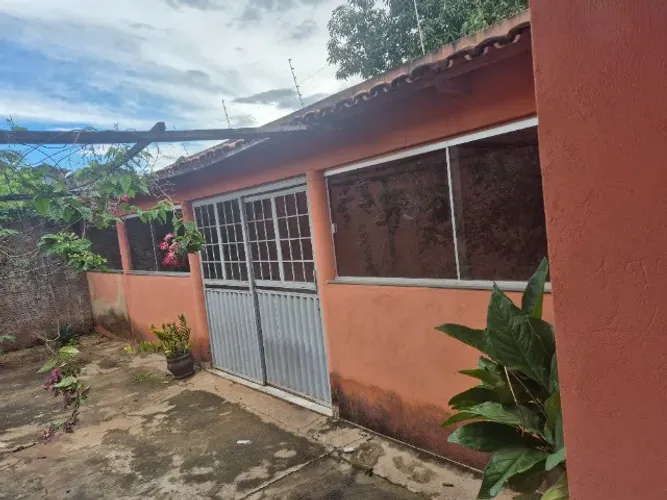 Alugo KitNet com água e luz inclusas para 1 pessoa. R$850,00