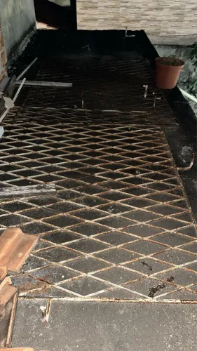 Grade maciça para janela