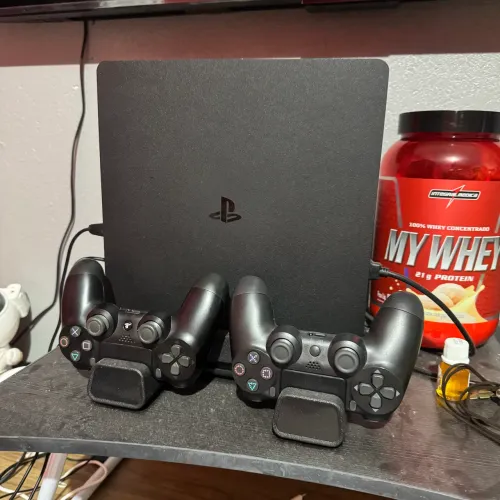 PLAYSTATION 4 1T C/ 6 Jogos