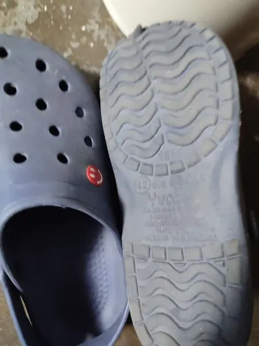Crocs número 40 