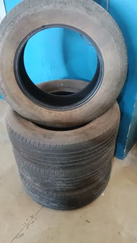 Pneu 215/65 R16