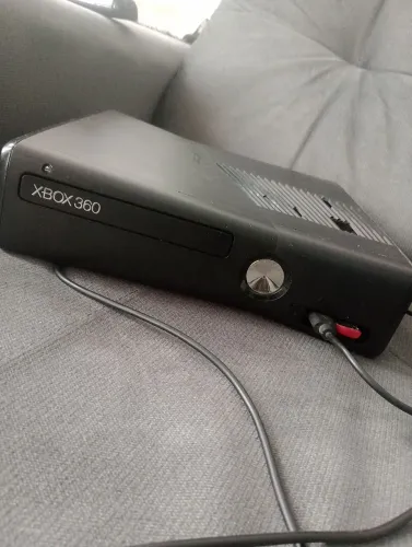 Xbox 360 desbloqueado, trocado pasta térmica