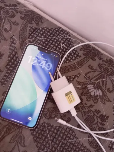iPhone 14