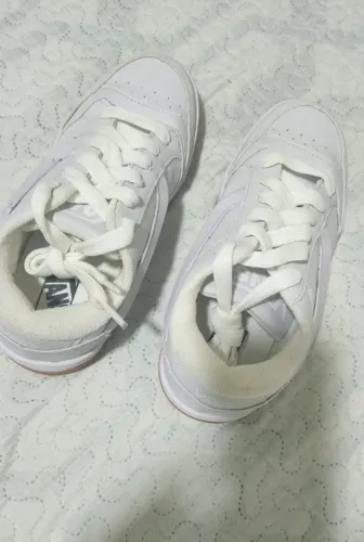 TÊNIS CASUAL BRANCO FEMININO ESTILO SKATE