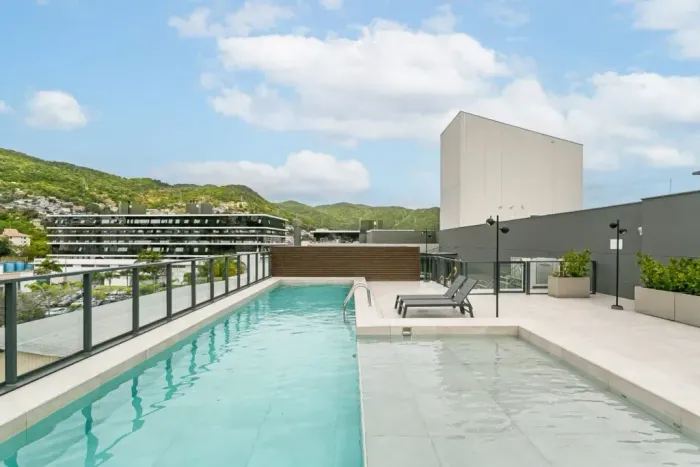 Alugo Studio mobiliado no Residencial Multifuncional First, no bairro Saco Grande, Floria