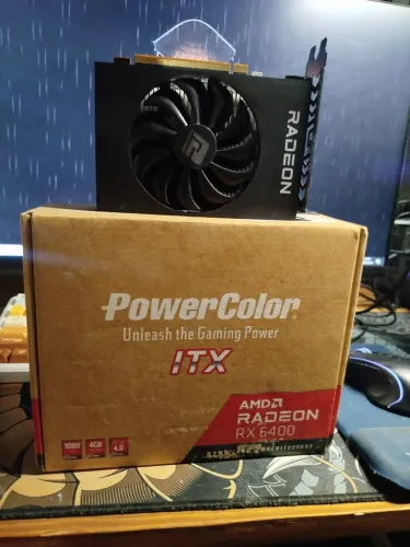 Placa de vídeo RX6400 ITX 4gb