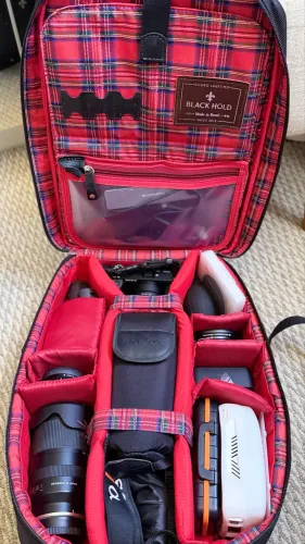 Mochila Balck Hold couro c/ repartições Fotografia