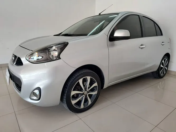 Nissan March SL 1.6 16V Flex Fuel 5P 2015