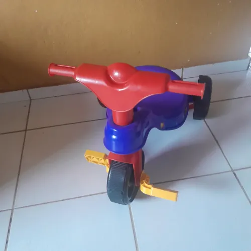 Vendo triciclo 