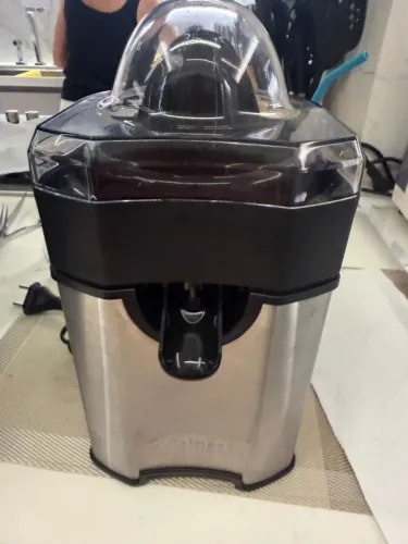 Espremedor Elétrico de Frutas Cuisinart - Aço Inox
