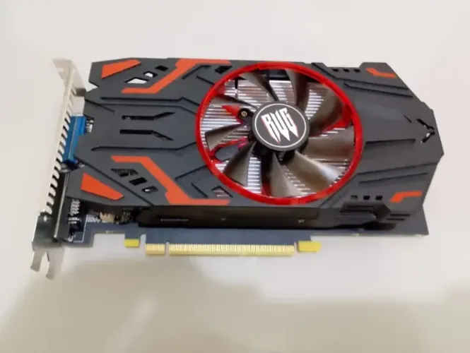 Placa de video GTX 550TI 2GB Nova !