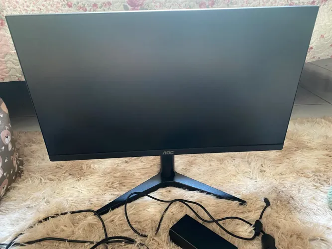 Monitor AOC LED Preto - Ótimo Estado