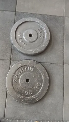 2 anilhas de 25kg a 6,00 o kilo