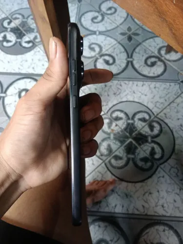   Vendo Moto g77 