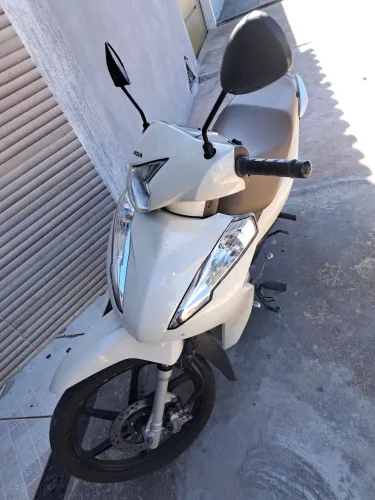 Honda Biz completa 2018