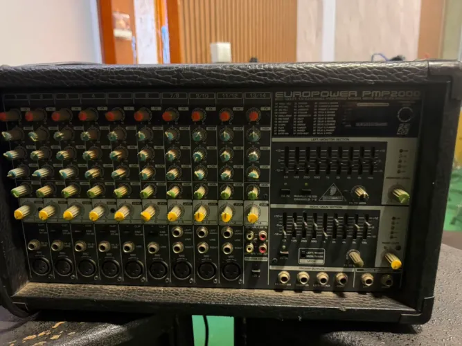 KIT DE SOM COMPLETO BEHRINGER EUROPOWER PMP 2000