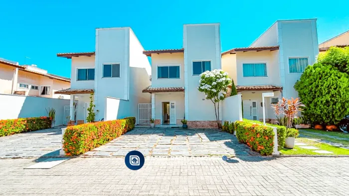 Casa duplex com 03 quartos sendo 02 suítes à venda na Lagoa Redonda | Imperial II
