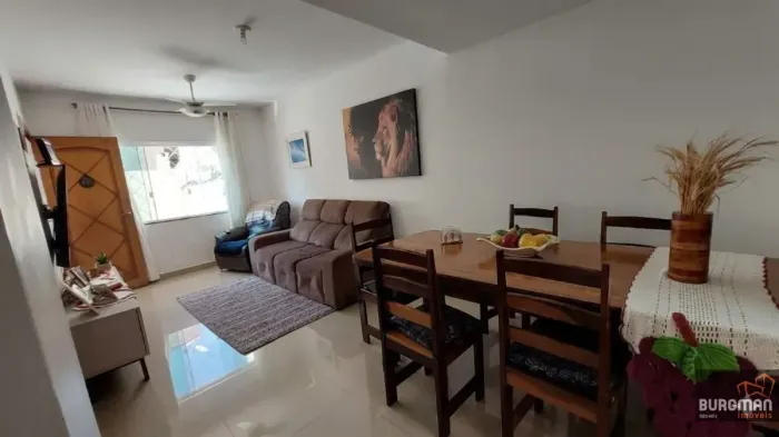 Sobrado 3 dormitórios com suíte no Pinheirinho