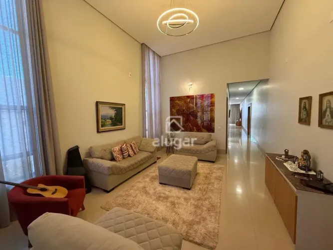 Casa à venda, 3 quartos, 3 suítes, 3 vagas, Residencial Grand Royale - Montes Claros/MG -