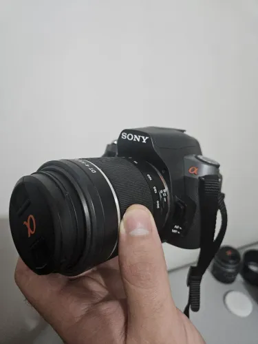 Câmera Sony Alpha DSLR-A330 + 2 Lentes + Carregador e Baterias