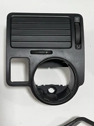 Difusor Ar Esquerdo Golf Bora MK4 sapão
