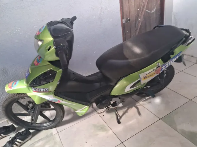 Vendo moto Shineray