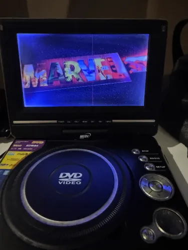 Dvd player portatil