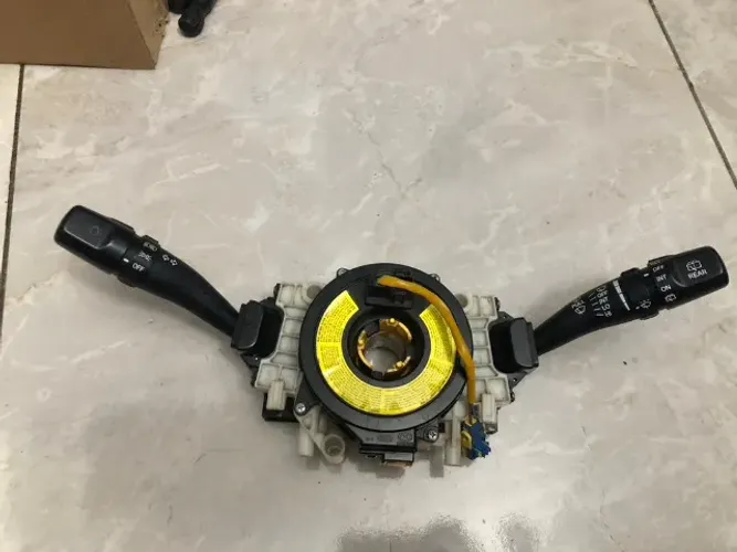Conjunto Chave de Seta e Limpador com Cinta de Airbag - Hyundai Tucson / Kia Sportage