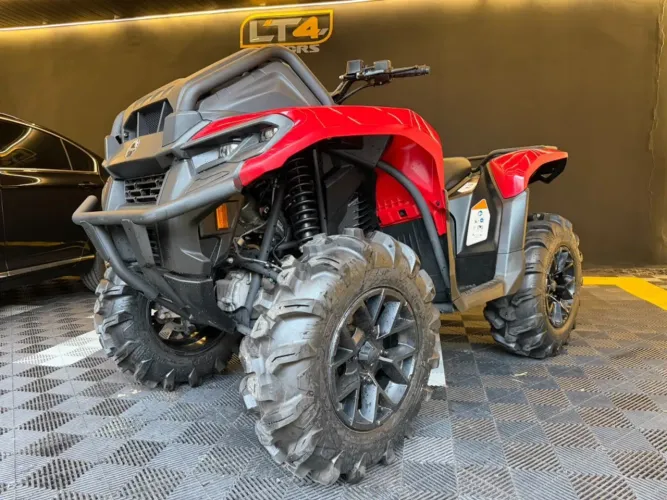 Can-am Outlander 700 xmr 2023