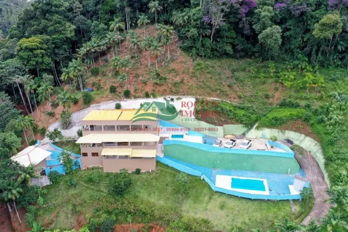 SÍTIO COM EXCELENTE LOCALIZAÇÃO NO CIRCUITO TURÍSTICO DO CHAPÉU
