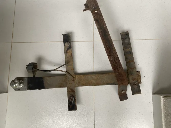 Engate reboque para carro AC CARTÃO