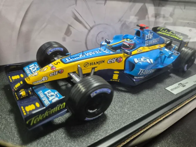 Hotwheels F1 1/18 Renault R25 2005 Campeão F. Alonso #5