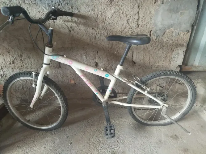 Bicicleta infantil feminina