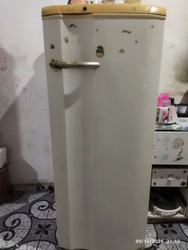 Vendo geladeira