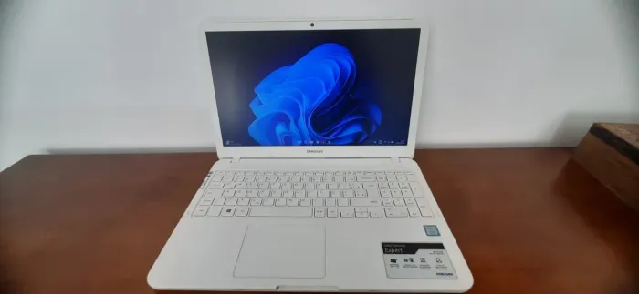 Notebook Samsung Expert | Intel Core i5 | 24GB RAM | SSD 240GB - Excelente Estado