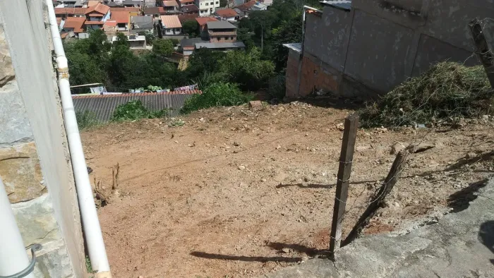 VENDO OU TROCO POR VEÍCULO, EXCELENTE LOTE EM SABARÁ 