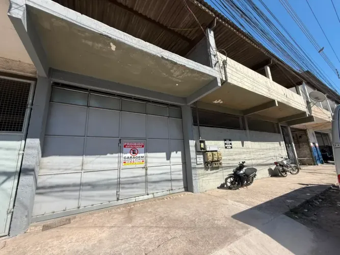 Imóvel para aluguel possui 400 metros quadrados em Jardim Marilândia - Vila Velha - ES