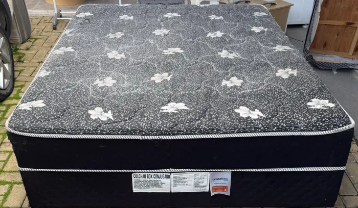Cama de casal ?CONJUGADO?