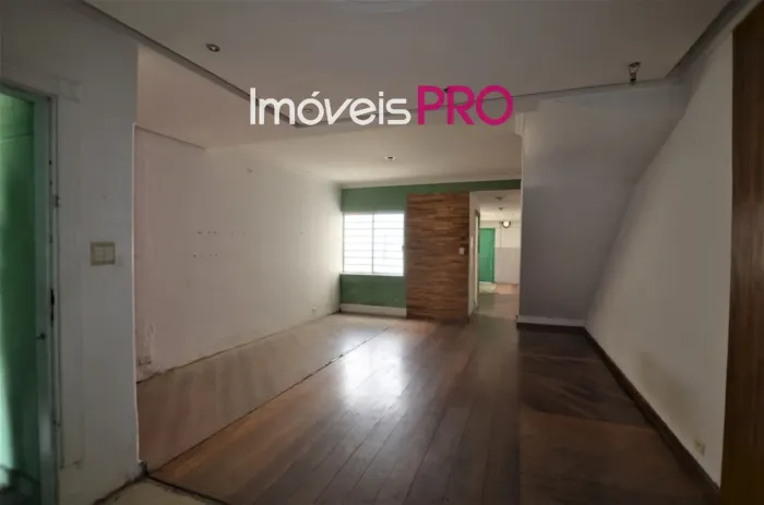 Sobrado Comercial 162m² para Venda ou Locação em Moema