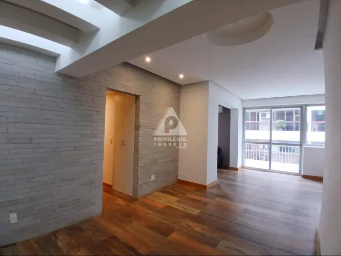 Lagoa! Apartamento, 3 quartos, 2 suites, 1 banheiro social, cozinha integrada, 1 vaga, 91m