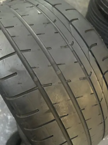 Pneu 265/30/19 Pirelli pzero seminovo por 600$ peça única
