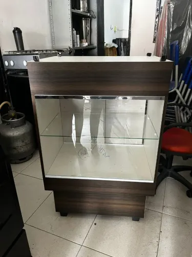 Balcão natural com caixa