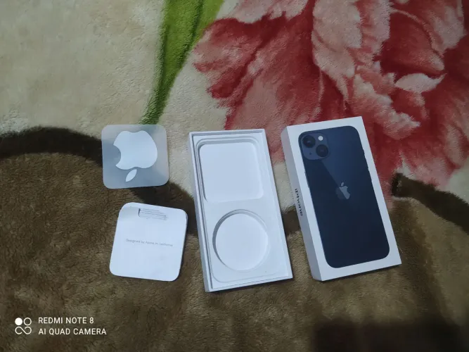 Caixa para iPhone 13