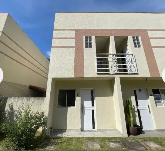 Casa à Venda ou Aluguel em Cotia - Condomínio Ville de Vie 2 | 2 Dorms e Quintal com Churr