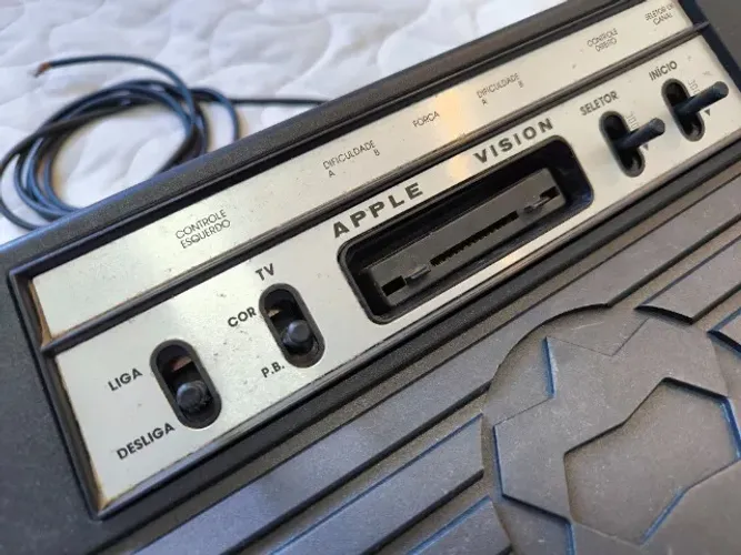 Apple Vision Video Game Atari 2600 - Modelo Raro Letras Espaçadas