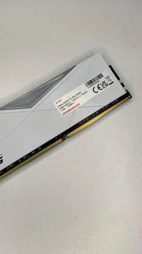 1X16GB XPG BRANCA RGB 3200MHZ